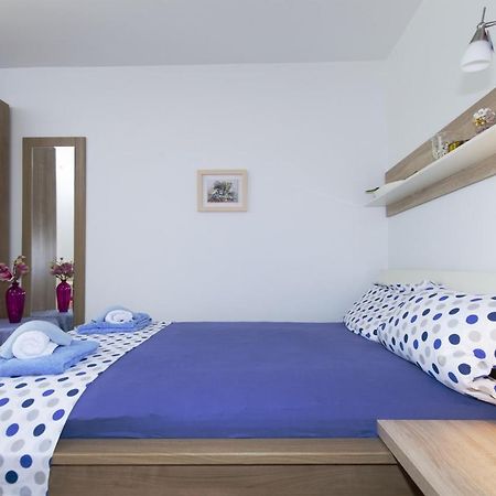 Apartment Zovko มาคาร์สกา ภายนอก รูปภาพ