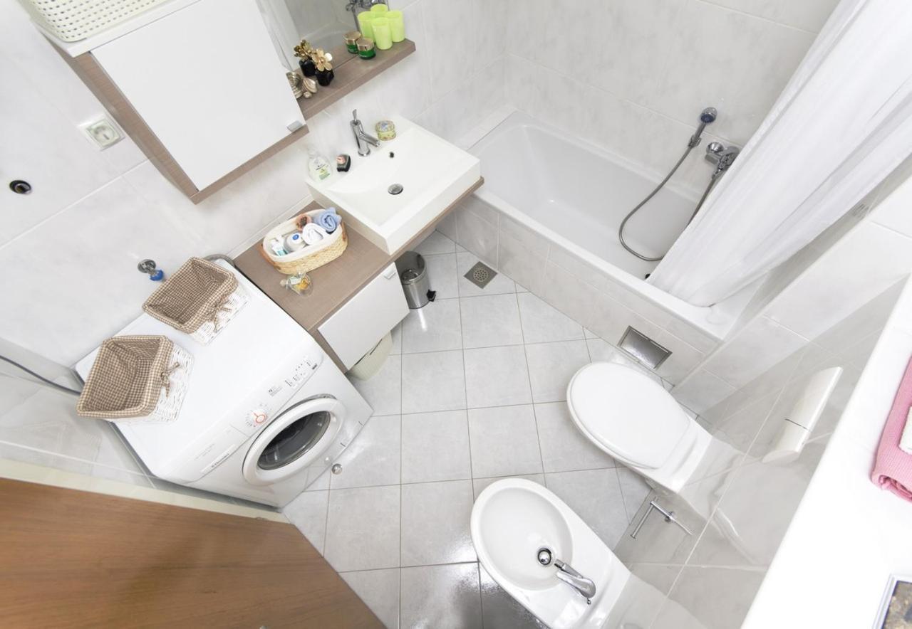 Apartment Zovko มาคาร์สกา ภายนอก รูปภาพ